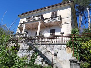 VILLA SINGOLA A FONTANA LIRI