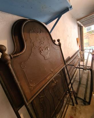 Letto in ferro battuto fine 800