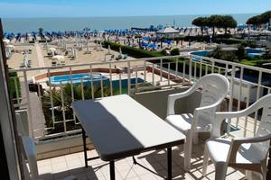Fronte mare Bicamere 4 posti letto