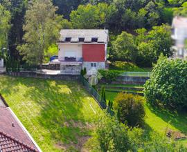 VILLA SINGOLA A VALLO TORINESE