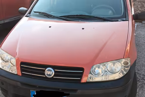 punto fiat del 2004 natural power 