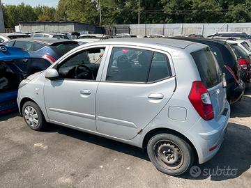 HYUNDAI I10 PER RICAMBI