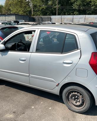 HYUNDAI I10 PER RICAMBI