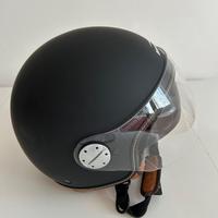 Casco jet