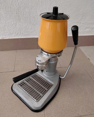 vecchia caffettiera la PEPPINA FE-AR 