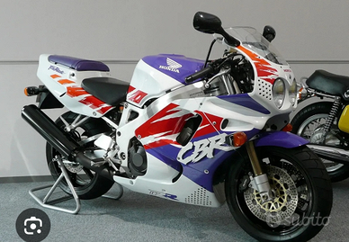 Honda CBR 900