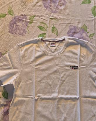 maglia t-shirt  tommy jeans 