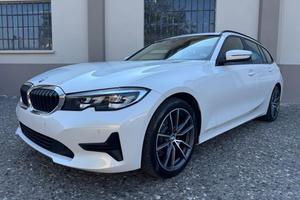 BMW 318 48V Touring Business Advantage AUTOMATIC