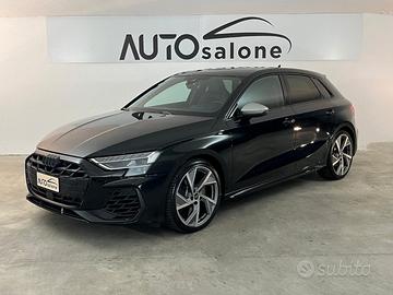 Audi S3 Sportback AKRAPOVIC 2.0 tfsi quattro s-tro