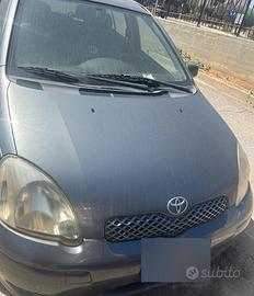 YARIS PER RICAMBI