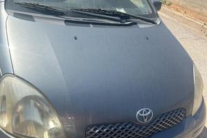YARIS PER RICAMBI