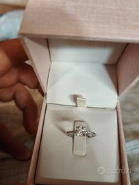 Anello con Diamante