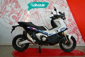 HONDA X-ADV 750 X-ADV 750 HRC