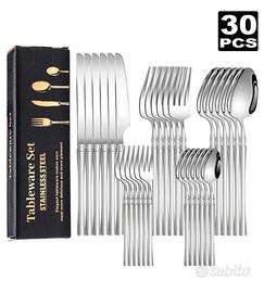 Set di 30 posate, color argento