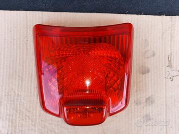 Fanale posteriore Vespa GTS 300 