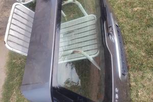 portellone posteriore Mercedes classe a 150