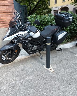 Suzuki V-strom 650 