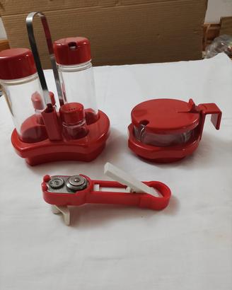 KIT di OLIERA, SALIERA,FORMAGGERA, APRI SCATOLE 