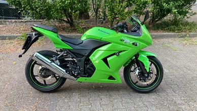 Kawasaki ninja 250r 2009