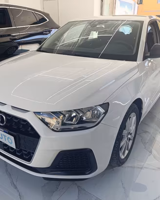 Audi A1 AUDI A1 1.0 tfsi Admired NEOPATENTATI SPOR