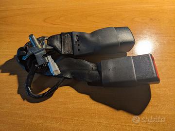 Aggancio cintura sicurezza Toyota Yaris