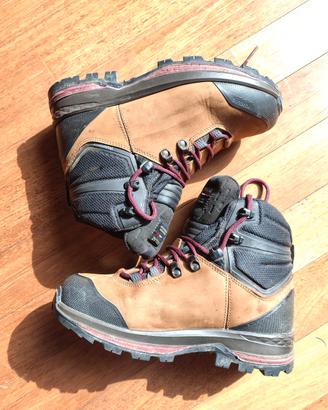 scarponcini da trekking FORCLAZ nr 37