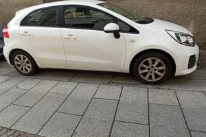 Kia Rio 5 porte a GPL