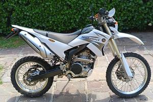 Yamaha WR 250 R