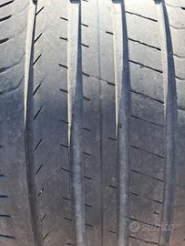 Gomme 255/40-20