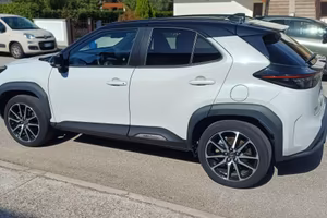 TOYOTA YARIS CROSS GR SPORT marzo 2023