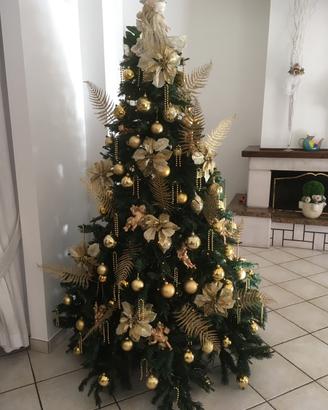 Albero di natale e palline