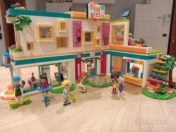 Lego Friends, 
#41731La scuola Internazionale di H