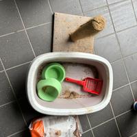 Lettiera + paletta+2 ciotole+ tiragraffi