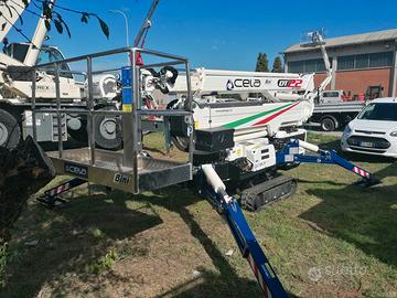 Piattaforma aerea cingolata Cela DT 22 con sbarco 