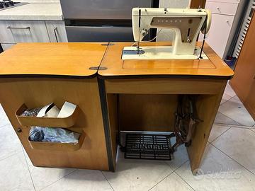 Macchina da cucire Singer 7027