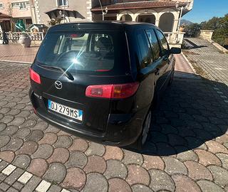 Mazda 2 anno 2007, diesel, con 214.880 km.