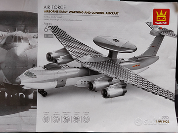 Aereo AWACS da mattoncini tipo LEGO