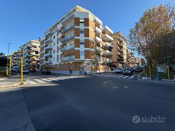 MAGAZZINO A ROMA