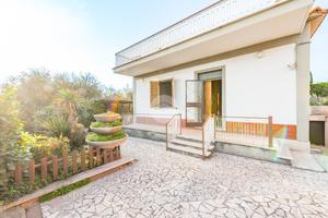VILLA SINGOLA A FRASCATI