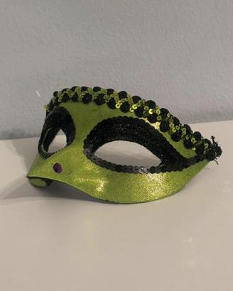 Maschera con elastico
