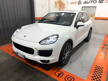 PORSCHE Cayenne 3.0 V6+ TETTO +Fari ADATTIVI Por