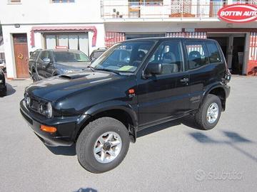 Nissan Terrano II 2.7 Tdi SR Safari