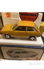 Ford fiesta mebetoys 1/25 mattel