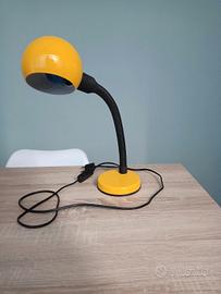 lampada gialla Veneta Lumi