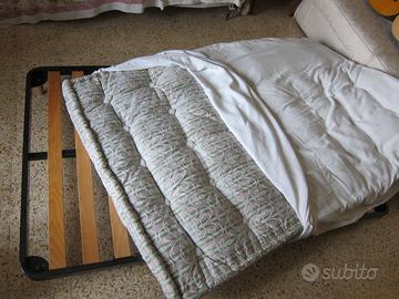 Letto con materasso una piazza e mezza