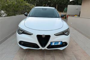 Alfa Romeo Stelvio Q4 210 cv
