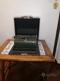 Macchina da scrivere Halda Lagomarsino portatile