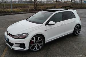 Volkswagen Golf GTI 7.5 performance tetto apribile