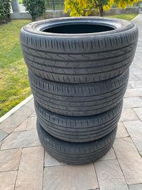 Treno di 4 pneumatici Hankook