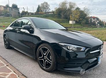 Mercedes Benz CLA 180 coupé premium AMG